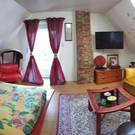 Maison D'hôte Privatisée Avec Piscine Et Jacuzzis 15 Pers Max