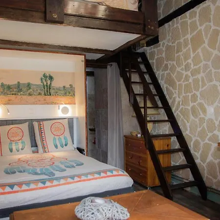 Maison D'hôte Privatisée Avec Piscine Et Jacuzzis 15 Pers Max Villa