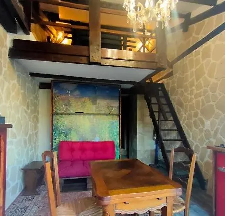 Maison D'hôte Privatisée Avec Piscine Et Jacuzzis 15 Pers Max Villa