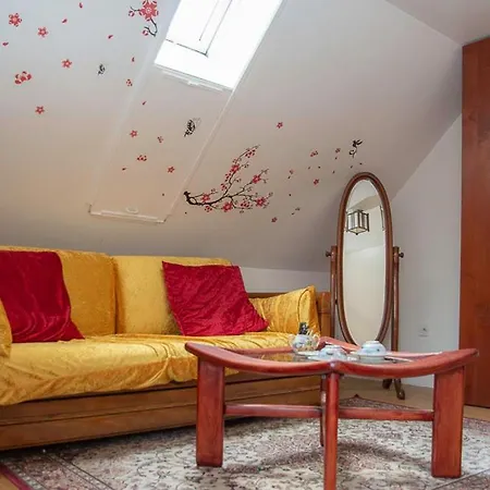 Villa Maison D'hôte Privatisée Avec Piscine Et Jacuzzis 15 Pers Max *