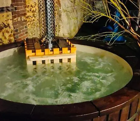 Maison D'hôte Privatisée Avec Piscine Et Jacuzzis 15 Pers Max Villa La Couture-Boussey